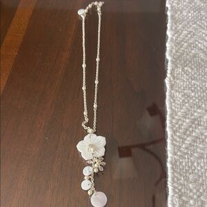 Elegant White Floral Pendant Necklace
